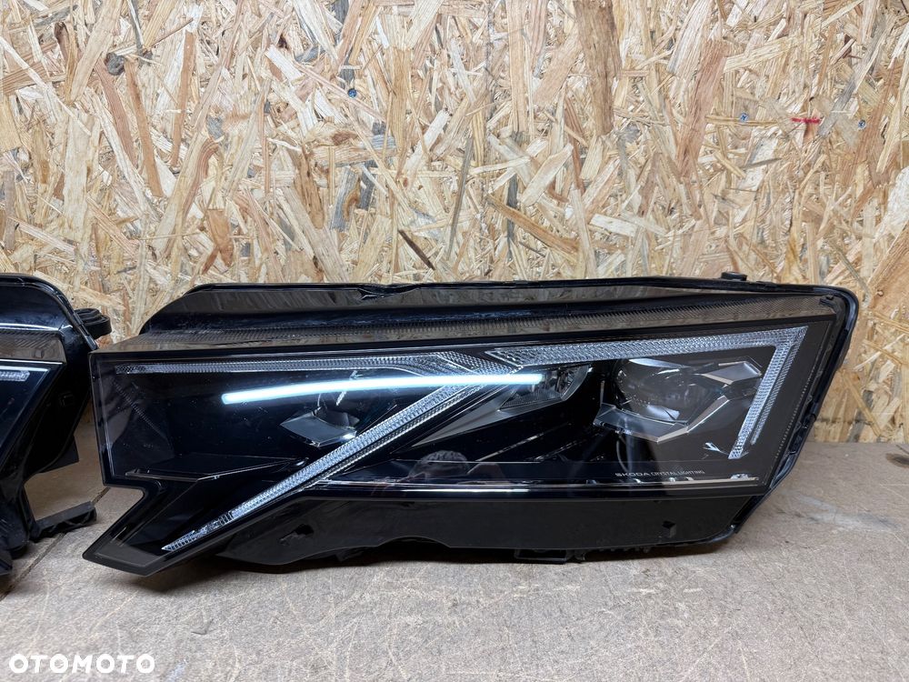 SKODA OCTAVIA IV LEWA PRAWA LAMPA PRZÓD 5E4941036 5E4941035 LIFT FULL LED - 33