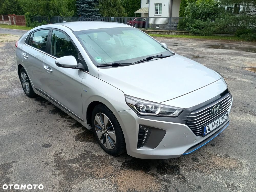 Hyundai IONIQ 1.6 GDI Premium - 8