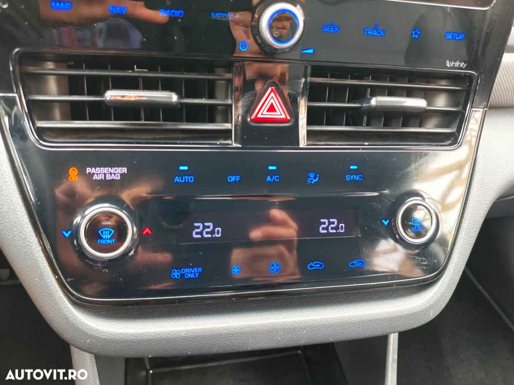 Hyundai IONIQ - 28