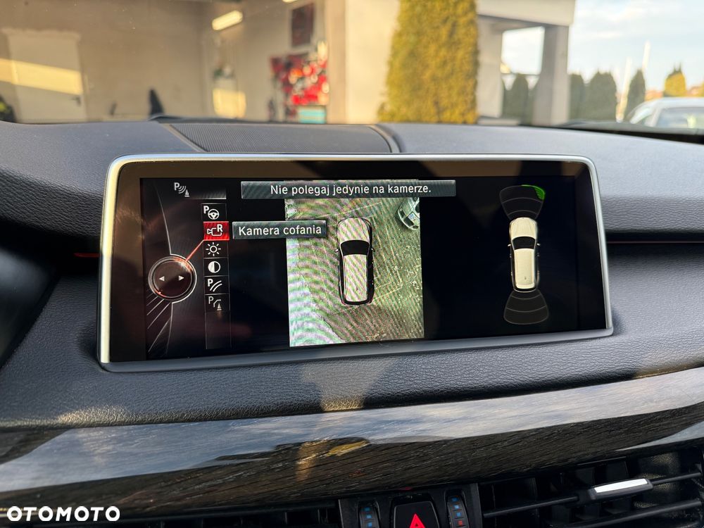 BMW X5 xDrive35i Sport-Aut - 12