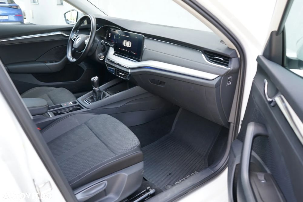 Skoda Octavia 2.0 TDI Style - 26
