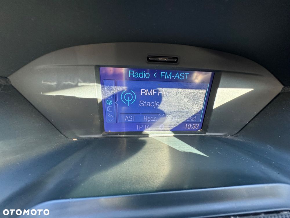 Ford Grand C-MAX - 27