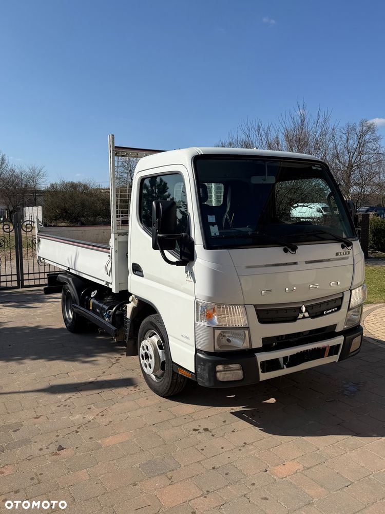 Mitsubishi Fuso Canter - 1