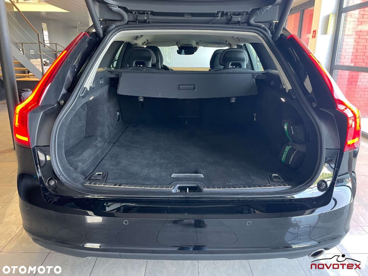 Volvo V90 D3 Momentum - 8