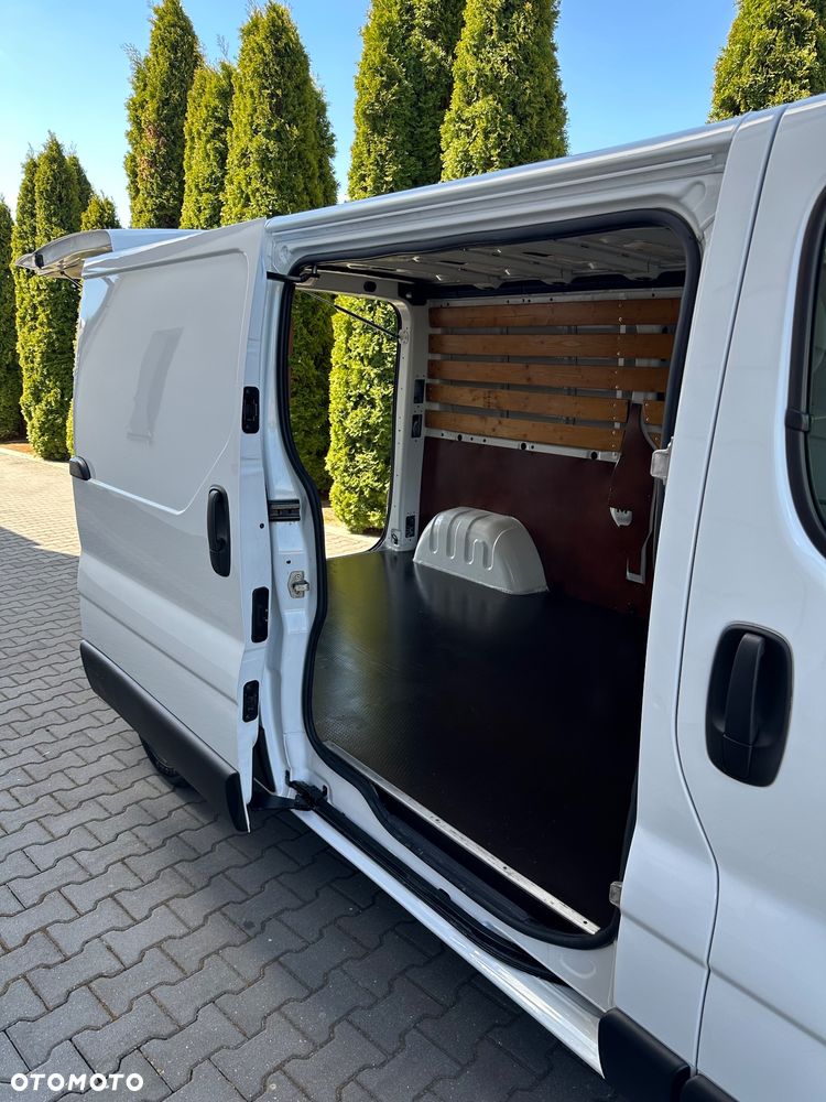 Opel Vivaro L1H1 2.9t - 11
