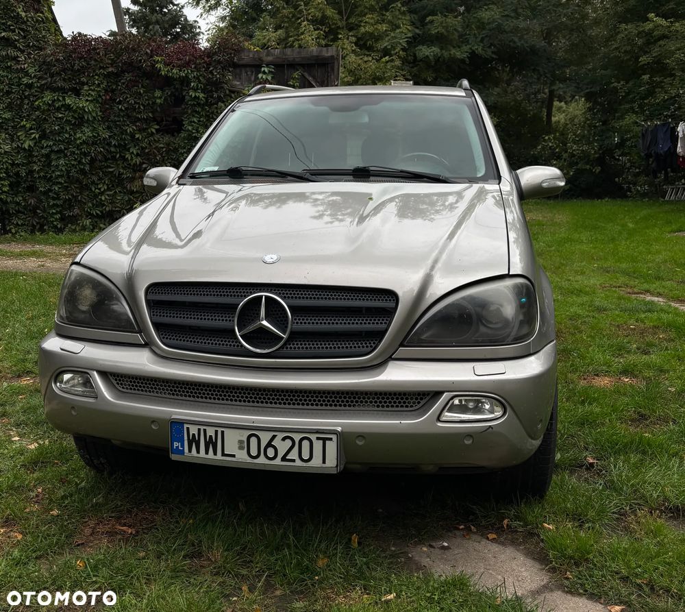 Mercedes-Benz ML - 8