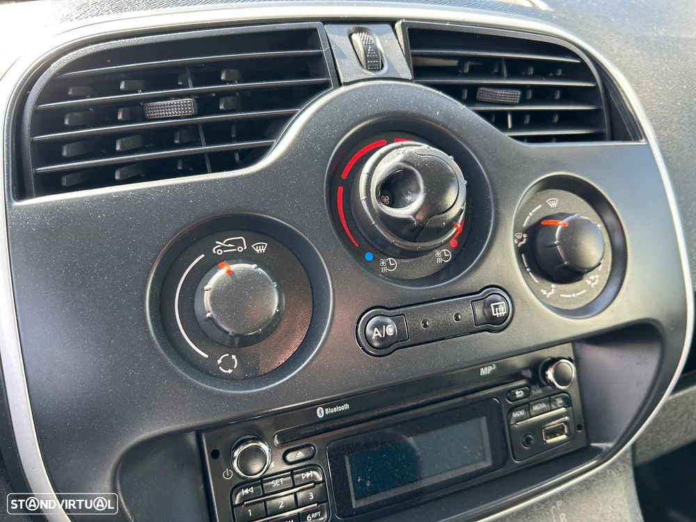 Renault KANGOO Z.E 33 KWh NACIONAL IVA DEDUTIVEL - 12