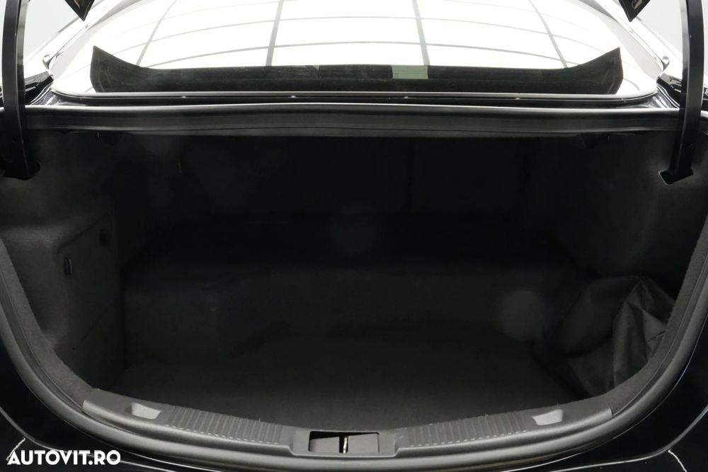 Ford Mondeo 2.0 HEV Titanium - 25