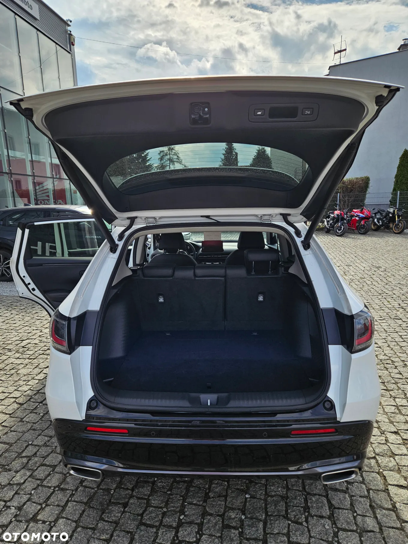 Honda ZR-V - 14