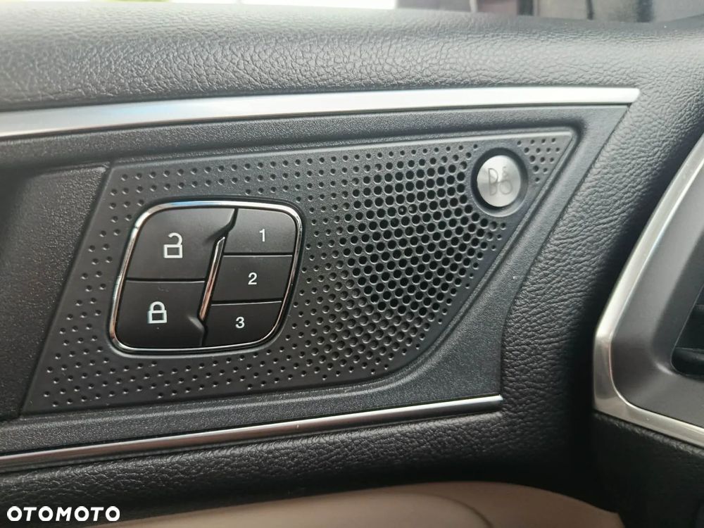 Ford Edge - 23
