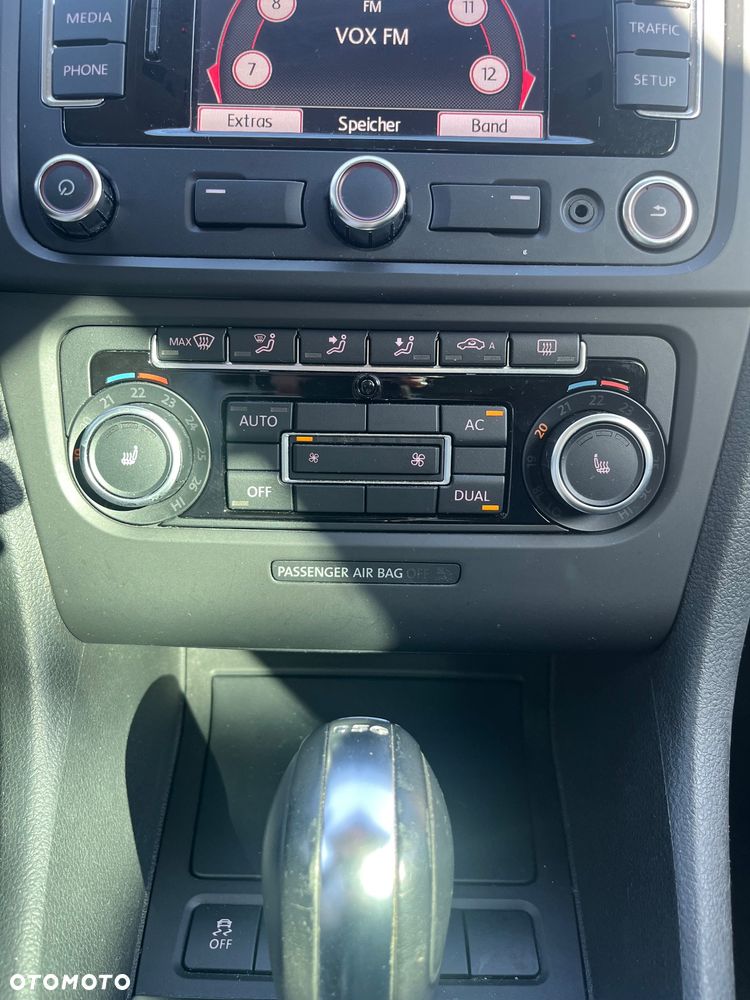 Volkswagen Golf - 12