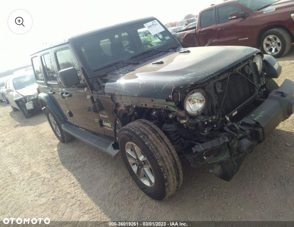 Jeep Wrangler 3.6 Unlim Sahara - 38