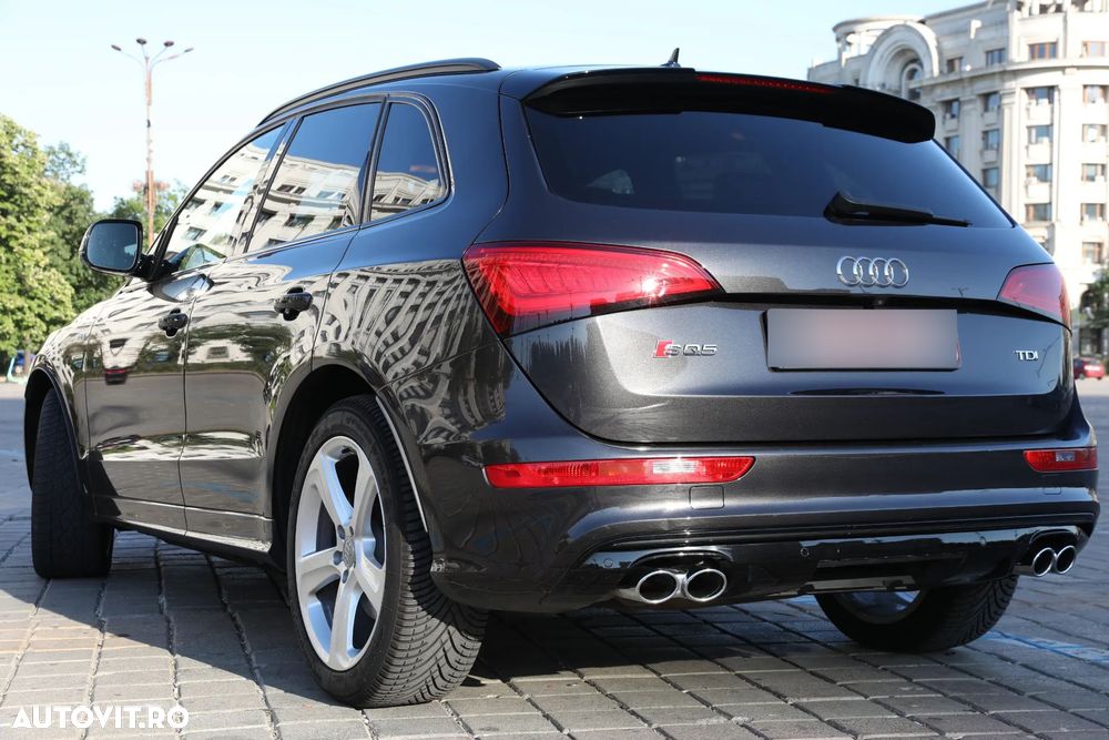 Audi SQ5 - 10