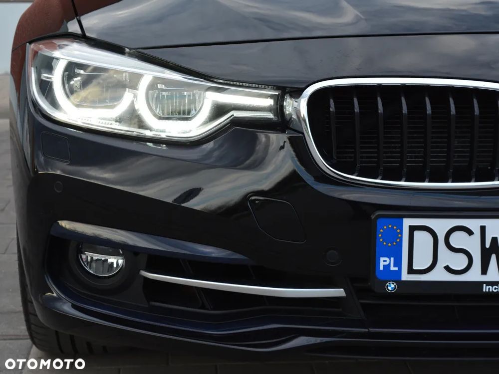 BMW Seria 3 318i Sport Line Shadow - 11