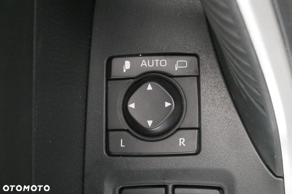Toyota RAV4 - 30