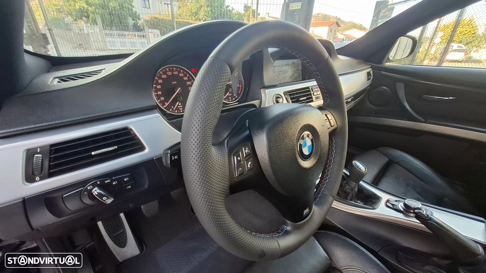 BMW 320 d Coupe - 22