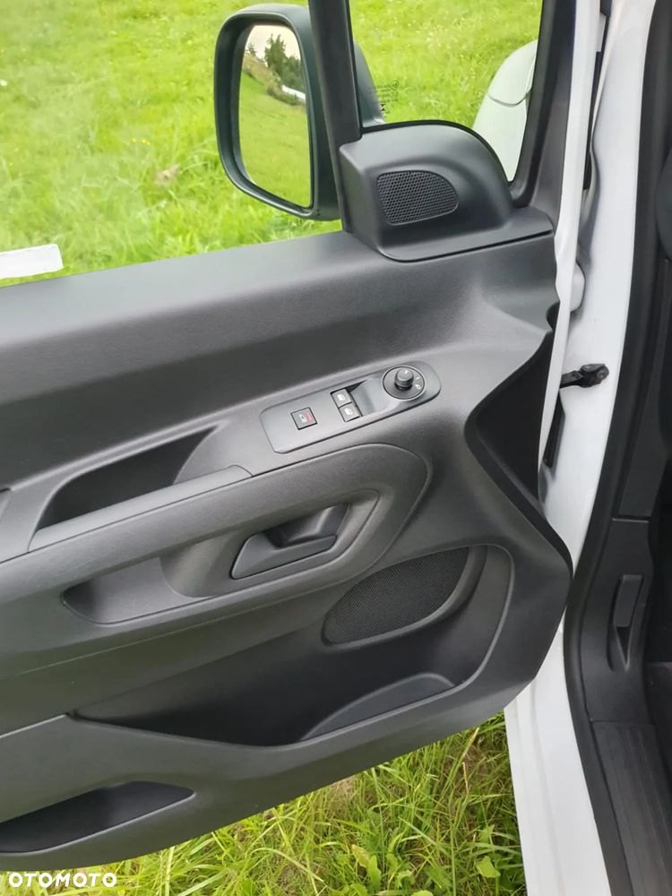 Toyota Proace City - 15