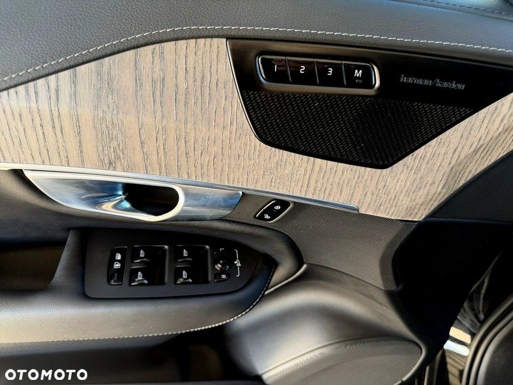 Volvo XC 90 - 17