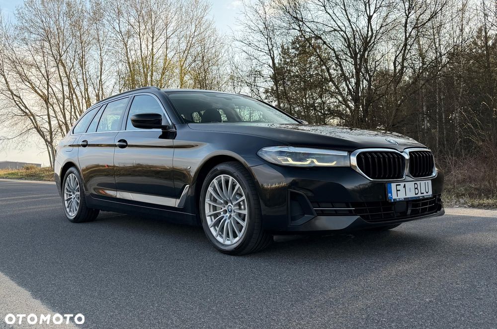 BMW Seria 5 530e Luxury Line sport - 2