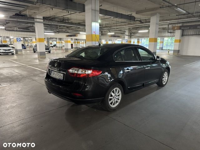 Renault Fluence 1.6 16V Privilege - 23