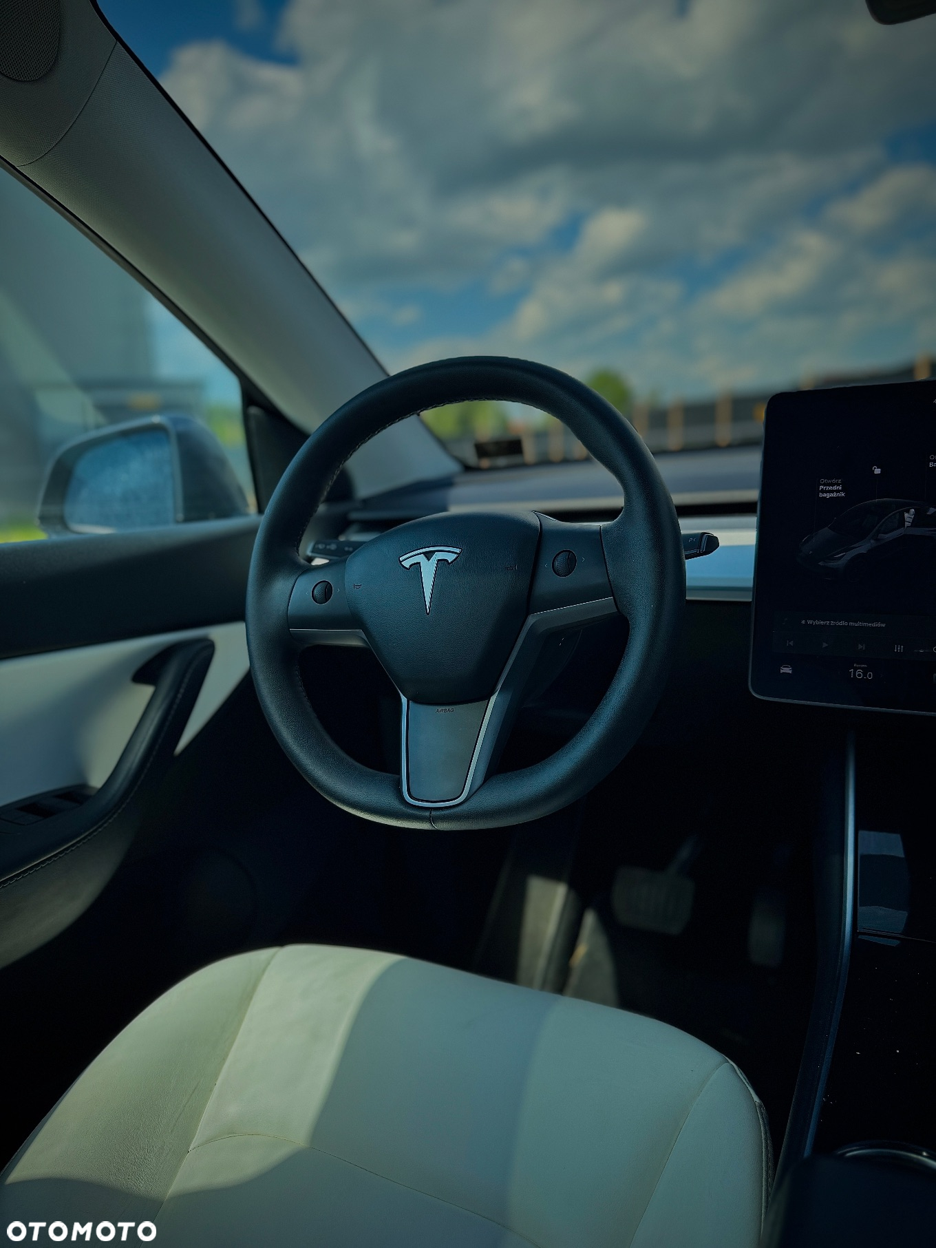 Tesla Y Model Long Range Dual Motor AWD - 5