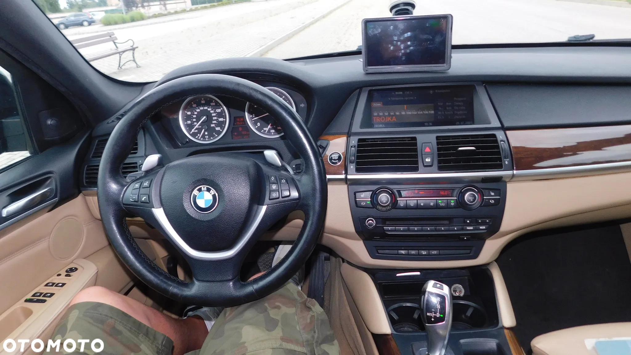 BMW X6 35i xDrive - 26