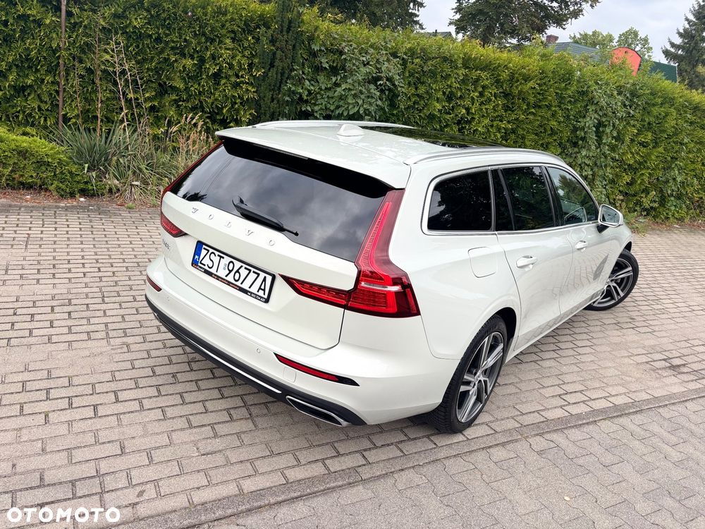 Volvo V60 D4 Geartronic Inscription - 16
