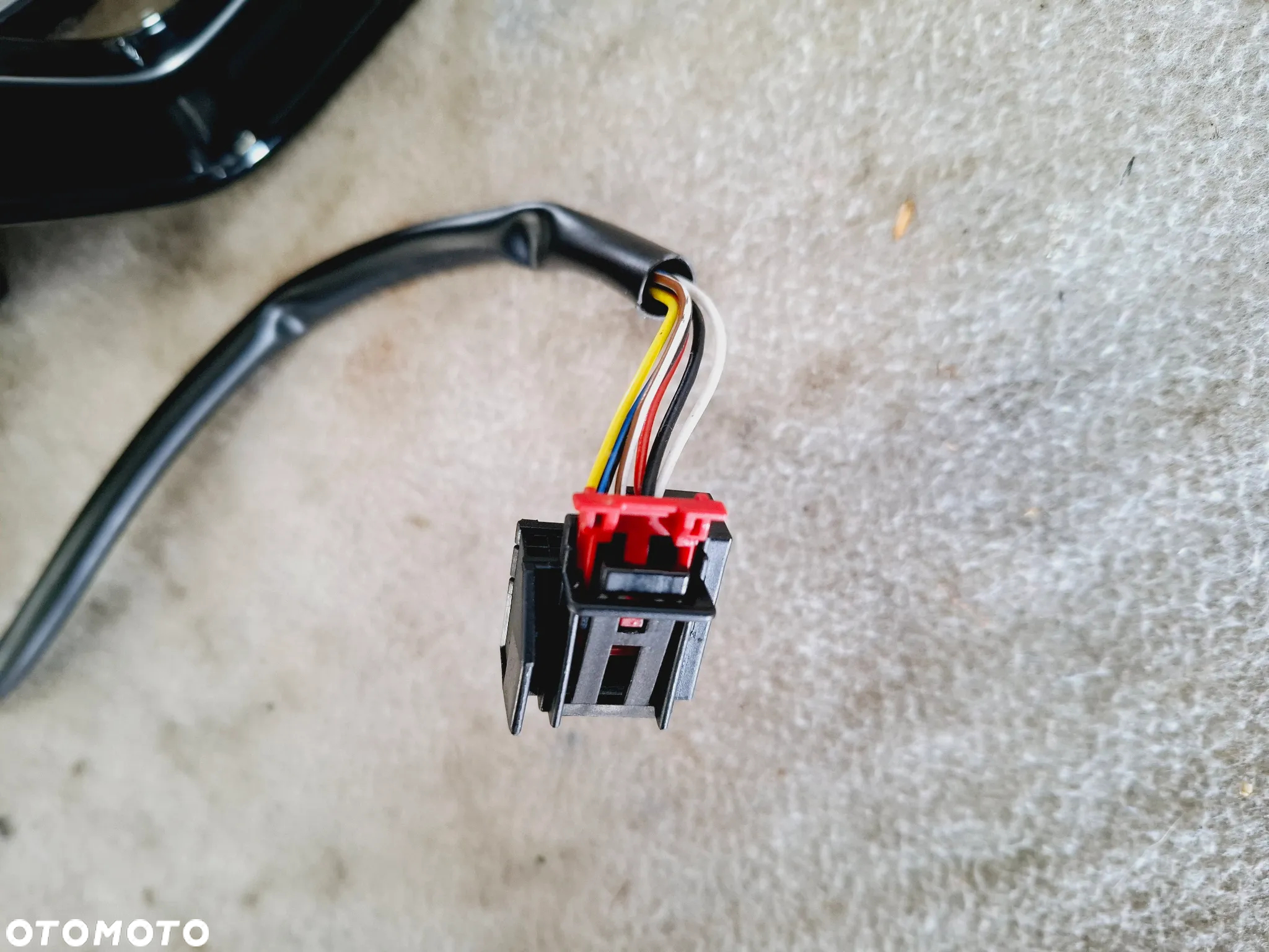 Lusterko Prawe LZ5A/LY9B Audi A4 B8 UK 6-Pin/Kabli - 11