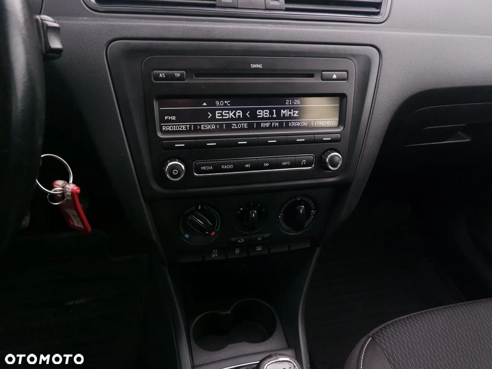 Skoda RAPID 1.2 TSI Ambition - 26