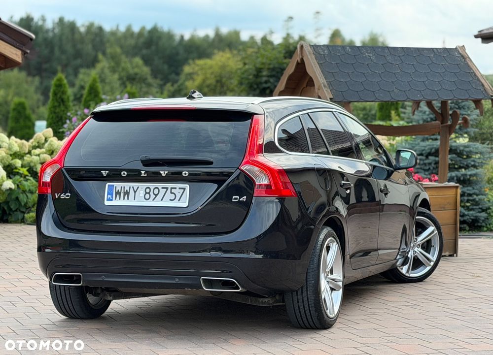 Volvo V60 D4 Drive-E Momentum - 20