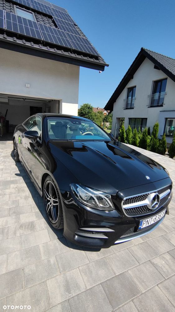 Mercedes-Benz Klasa E 400 4-Matic 9G-TRONIC - 4