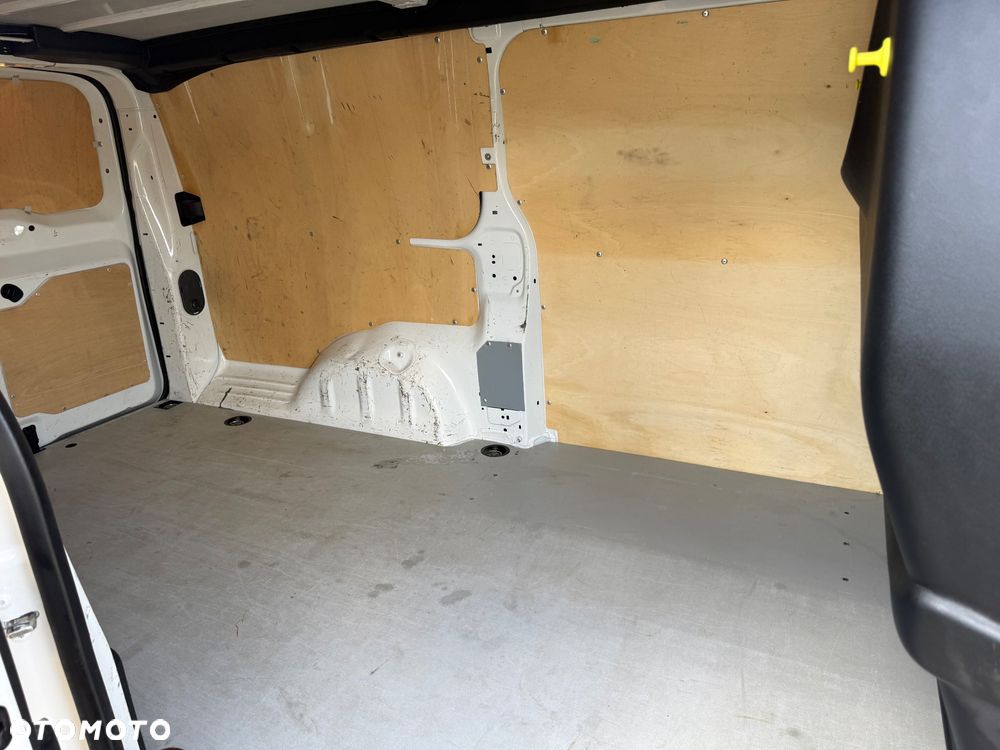 Citroën Jumpy Scudo Expert Proace Vivaro - 7