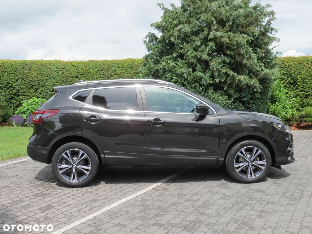 Nissan Qashqai 1.3 DIG-T DCT ZAMA - 5