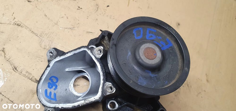 Pompa wody płynu BMW 3 E90 3.0D 7790045 - 5