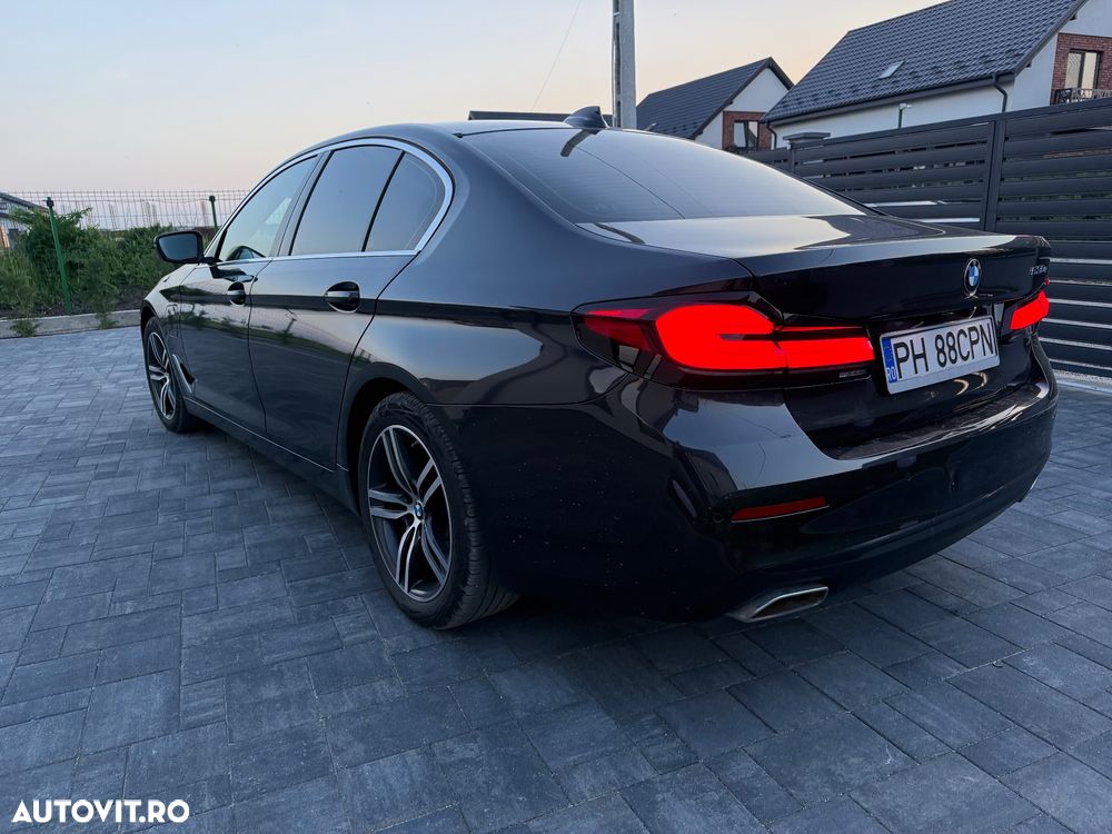 BMW Seria 5 530e Aut. Luxury Line - 4