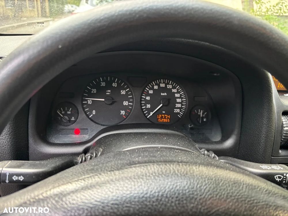 Opel Astra 1.6 Caravan - 1
