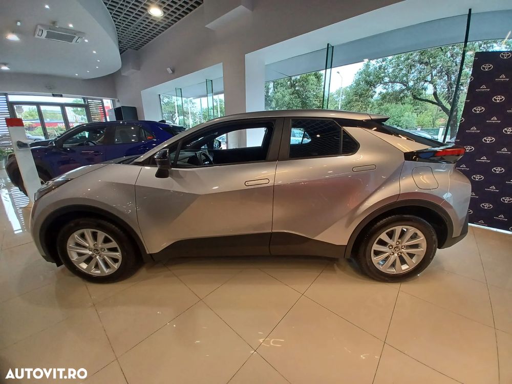 Toyota C-HR - 8