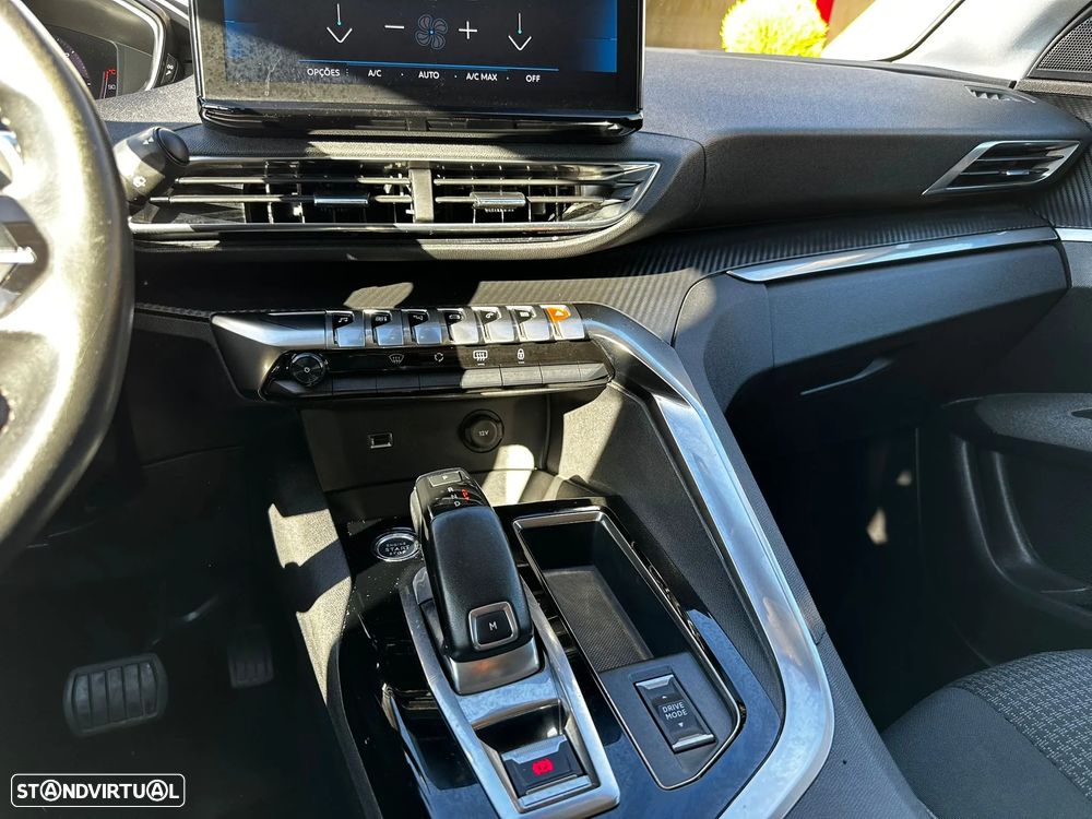 Peugeot 5008 BlueHDI 130 EAT8 Allure Pack - 28