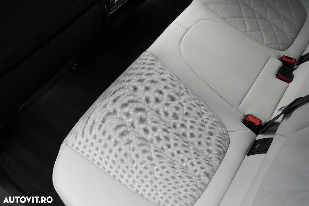 BMW X6 M M60i xDrive - 21