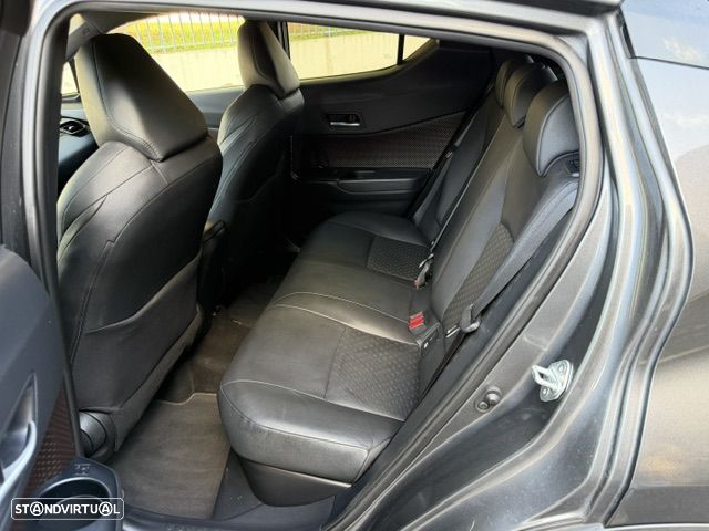 Toyota C-HR 1.8 HSD Exclusive+P.Luxury - 20