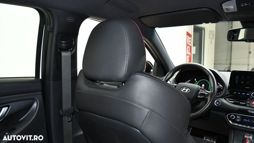 Hyundai i30 1.5 T-GDI 48V-Hybrid DCT N-Line - 24