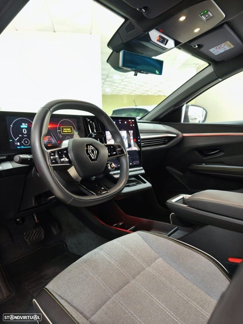 Renault Mégane E-Tech EV60 220hp optimum charge Iconic - 12