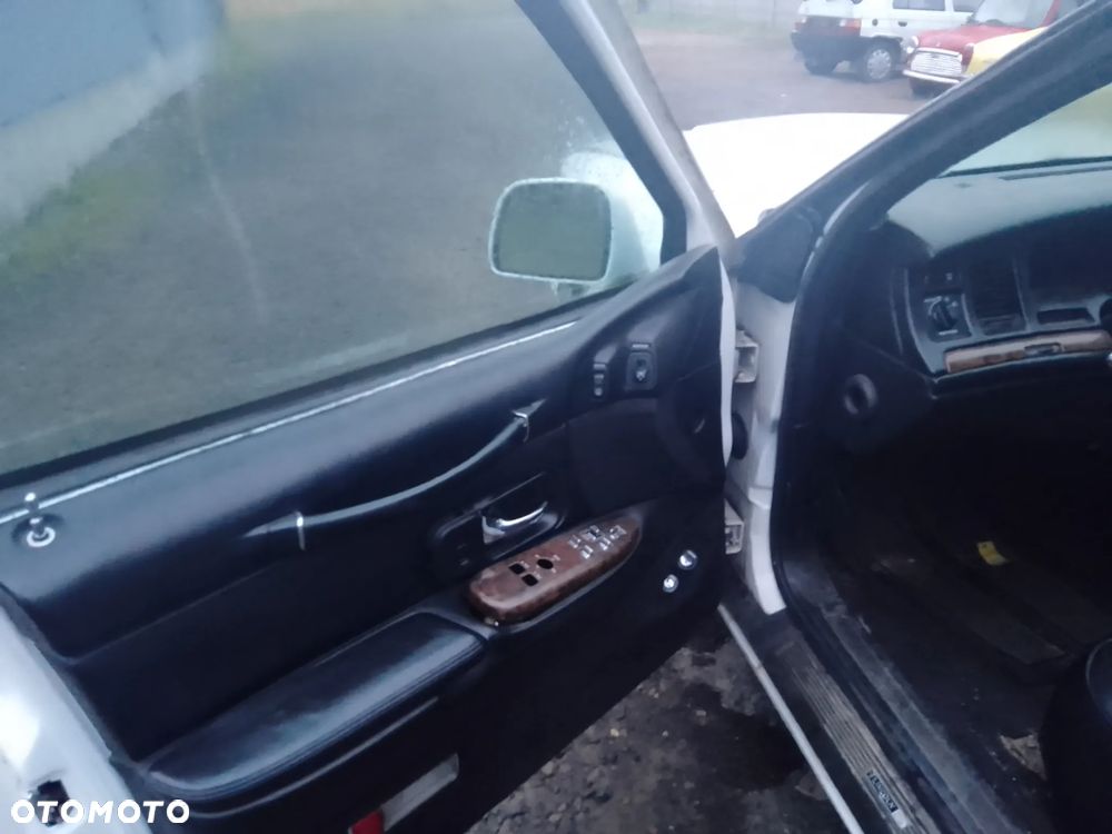 Lincoln Town Car 1997 photo 2