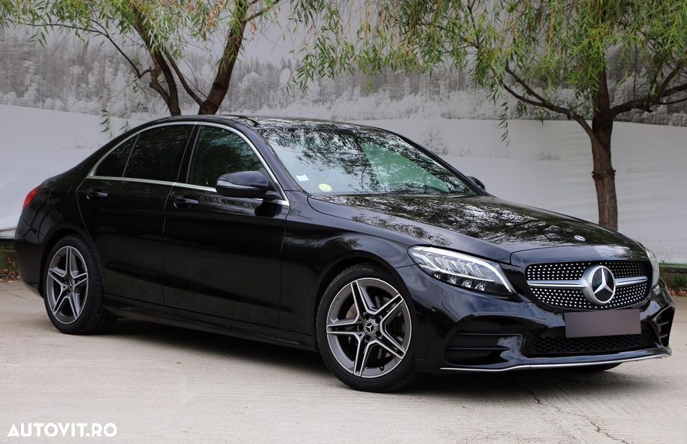 Mercedes-Benz C 220 d T 9G-TRONIC AMG Line - 9