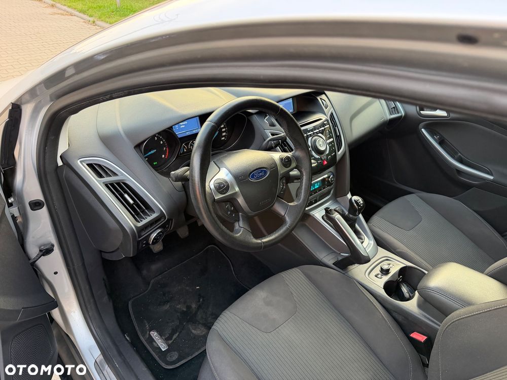 Ford Focus 1.6 Ti-VCT Titanium - 33