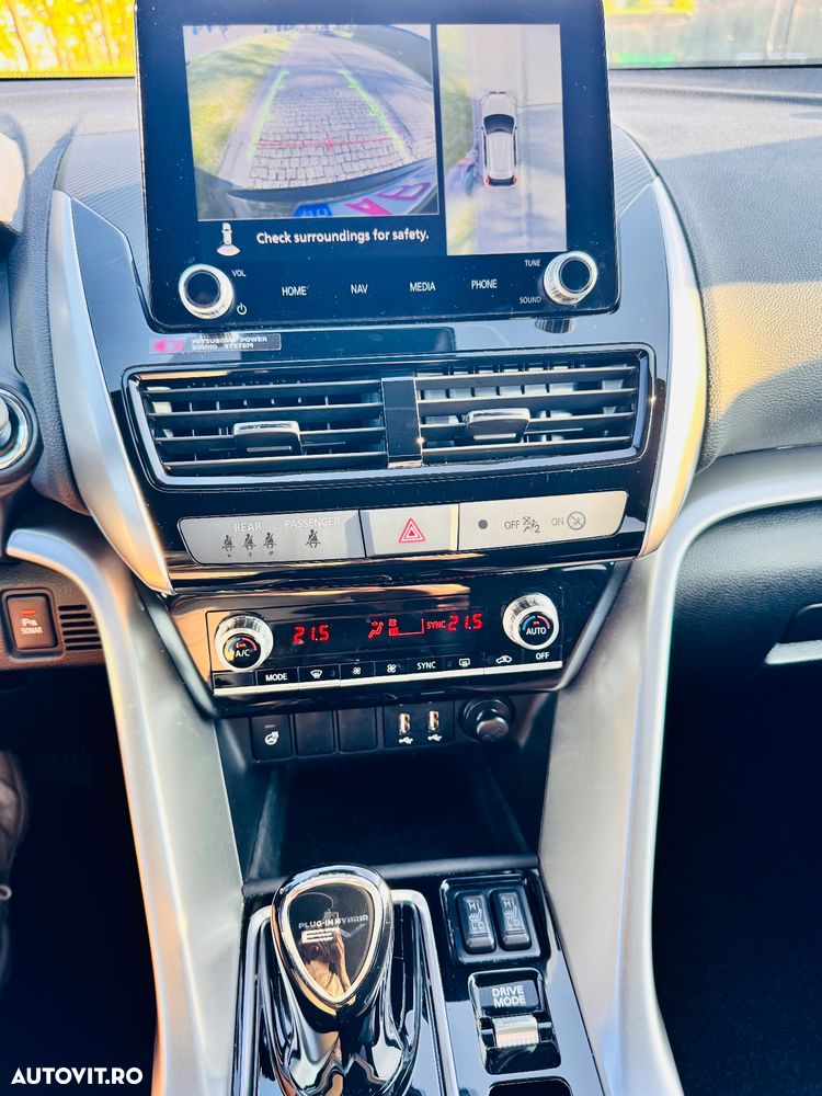 Mitsubishi Eclipse-Cross Plug-In Hybrid 4WD Plus Select - 36