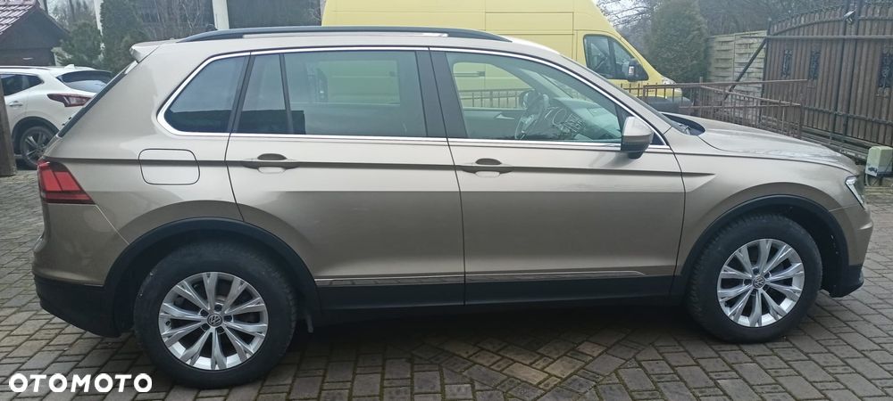 Volkswagen Tiguan - 5