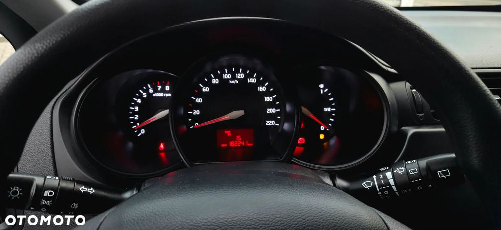Kia Rio 1.2 Dream Team Edition - 25