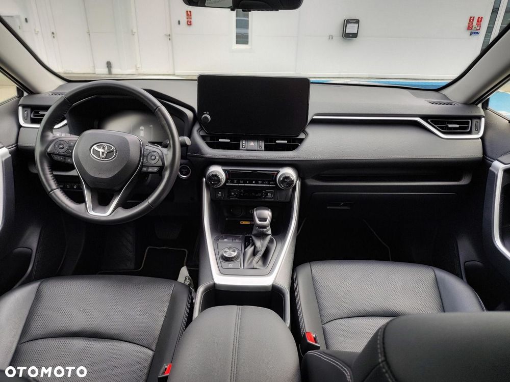 Toyota RAV4 - 9
