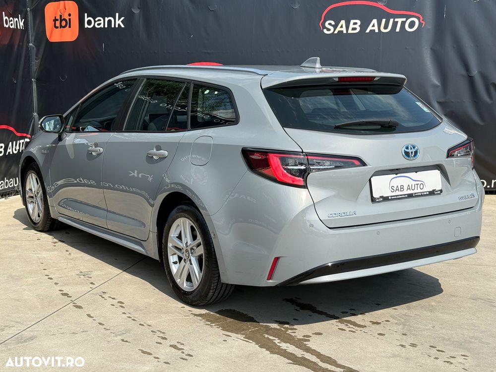 Toyota Corolla 1.8 HSD Business - 22